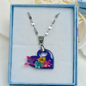 Colgante Corazón Azul con Flores