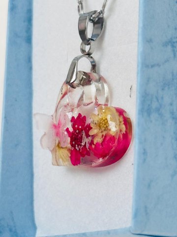 Colgante Corazón Rosa con Flores