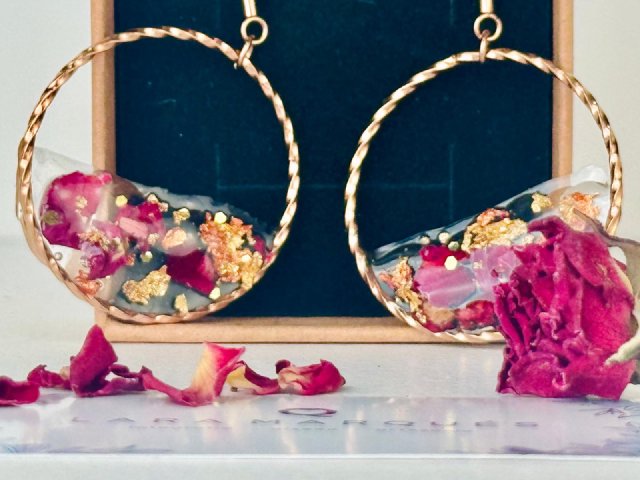 Conjunto Rosa de Pitimini y Pan de Oro — Acero Dorado Rosa (Pendientes + Colgante)