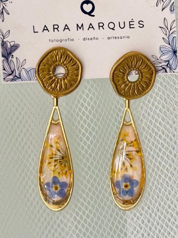 Pendientes Acero Dorado, «No Me Olvides» y Encaje de la Reina