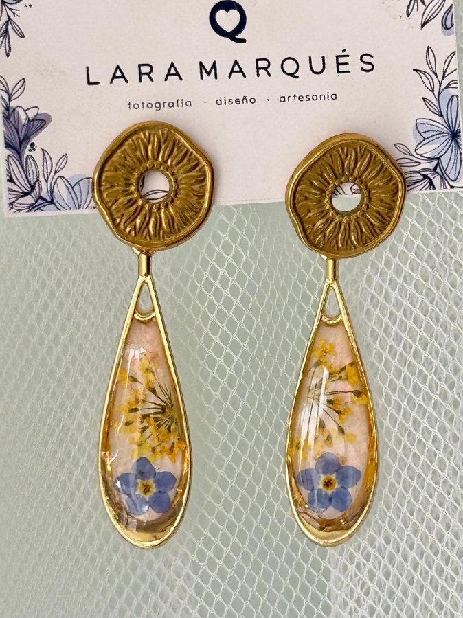Pendientes Acero Dorado, «No Me Olvides» y Encaje de la Reina