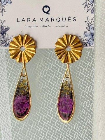 Pendientes Acero Dorado, Paniculata Morada y Encaje de la Reina