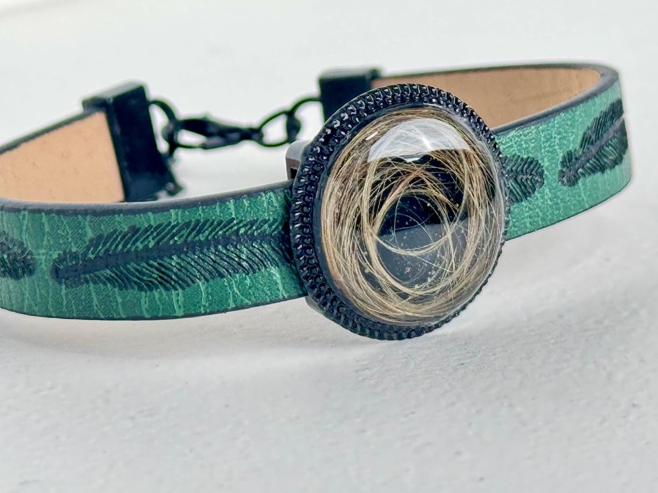 Pulsera con Pelo de Mascota — Encargo Personalizado